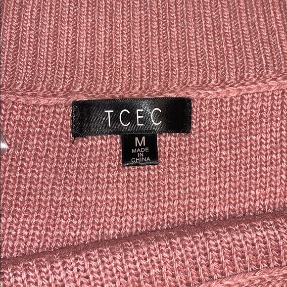 TCEC off shoulder sweater/tunic - Picture 3 of 4